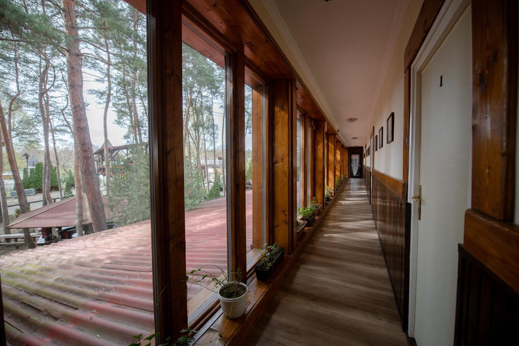 Hotel Barbizon Nyiregyhaza Exterior foto
