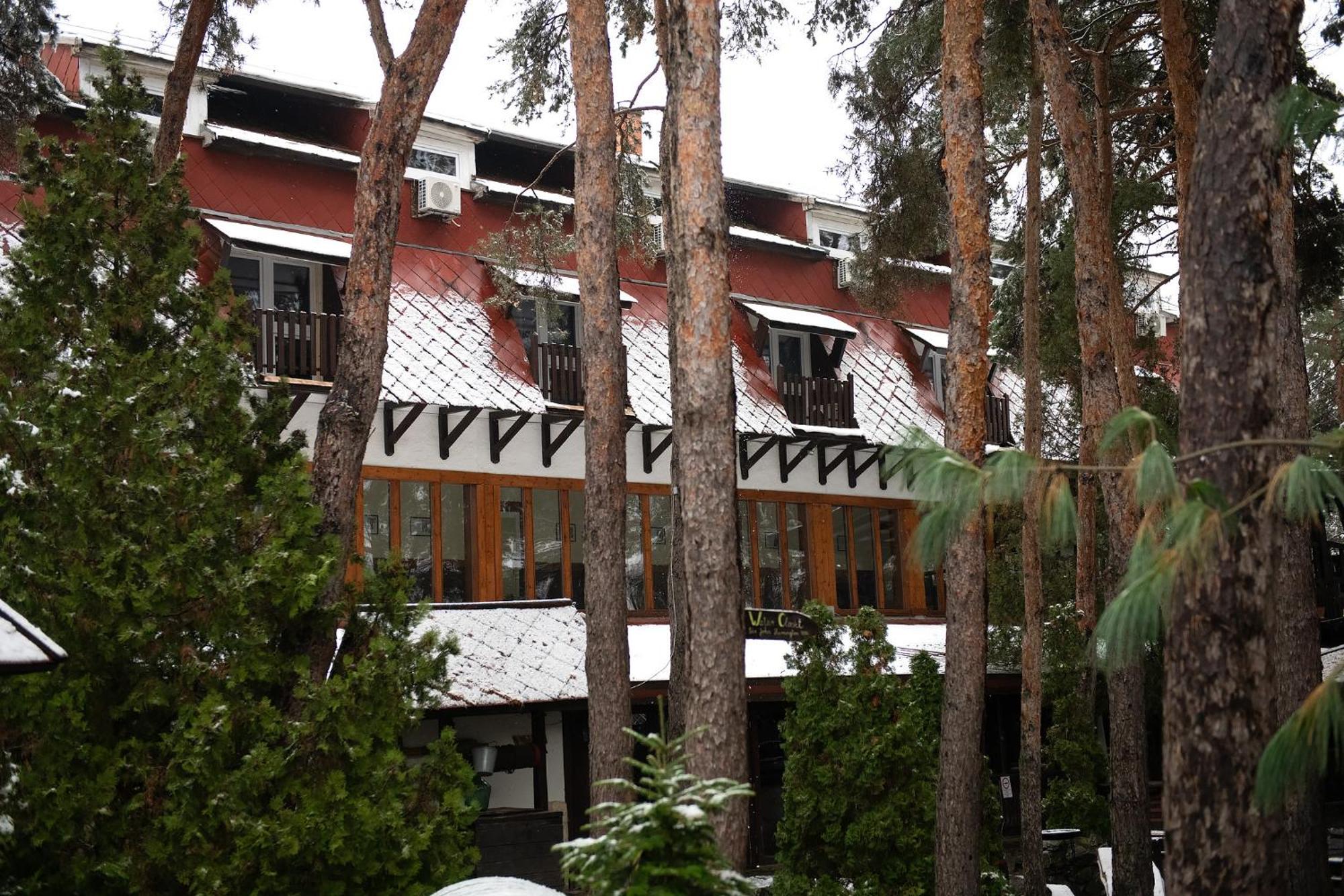 Hotel Barbizon Nyiregyhaza Exterior foto